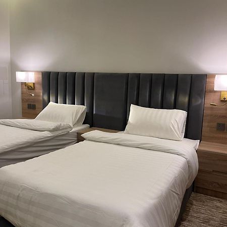 Crown Al-Ula Apartment Bagian luar foto