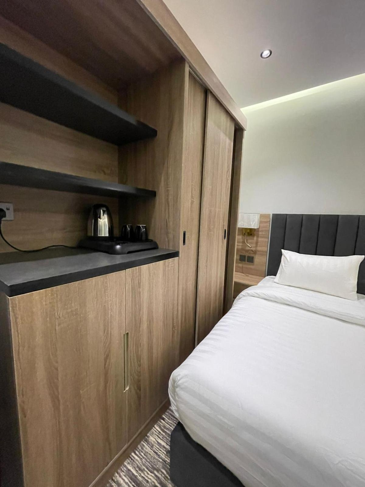 Crown Al-Ula Apartment Bagian luar foto