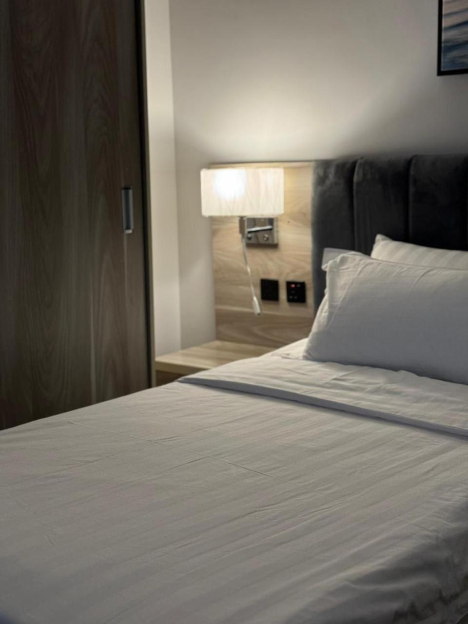 Crown Al-Ula Apartment Bagian luar foto