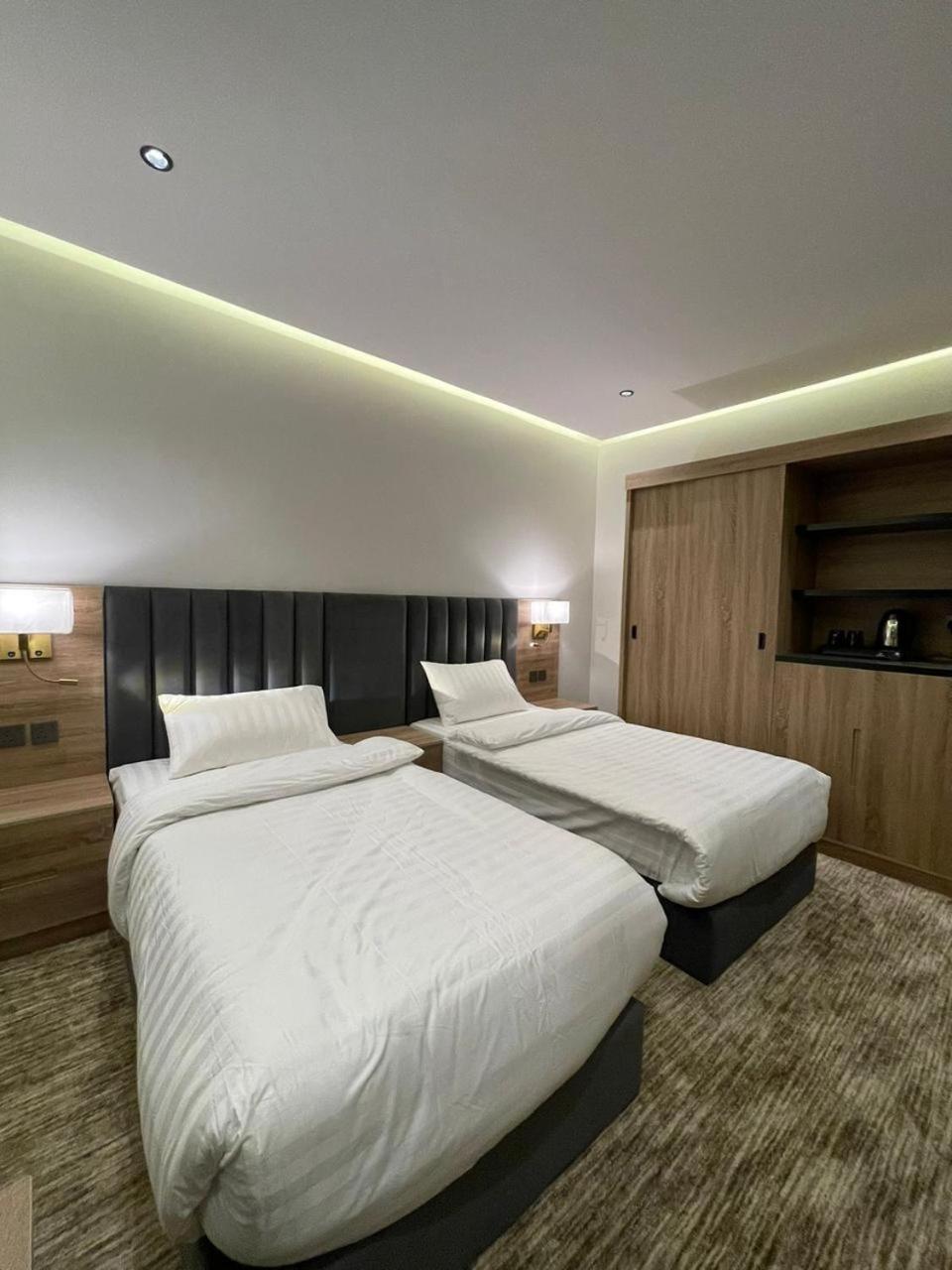 Crown Al-Ula Apartment Bagian luar foto